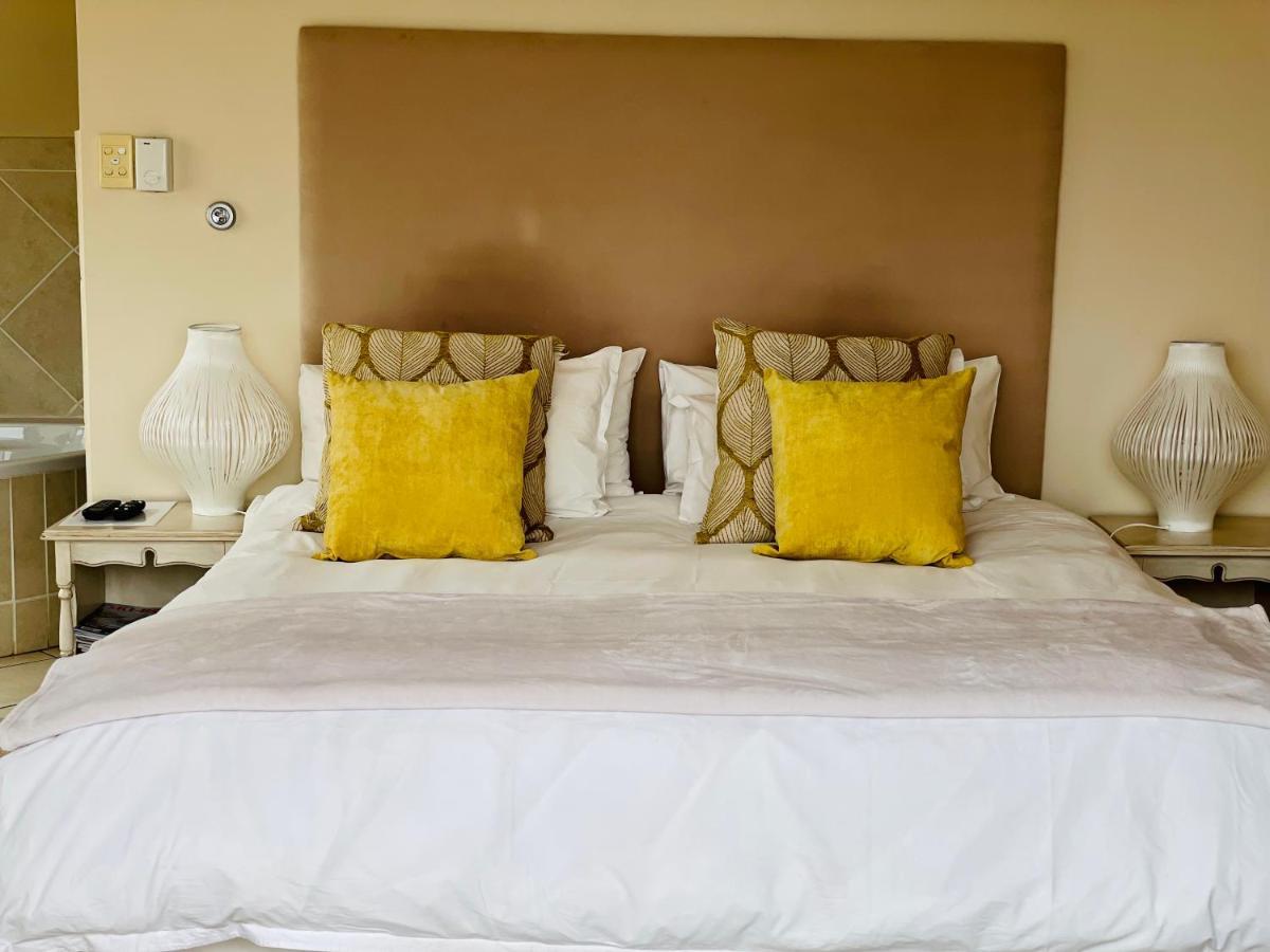 Sandra'S Guest House Langebaan Luaran gambar