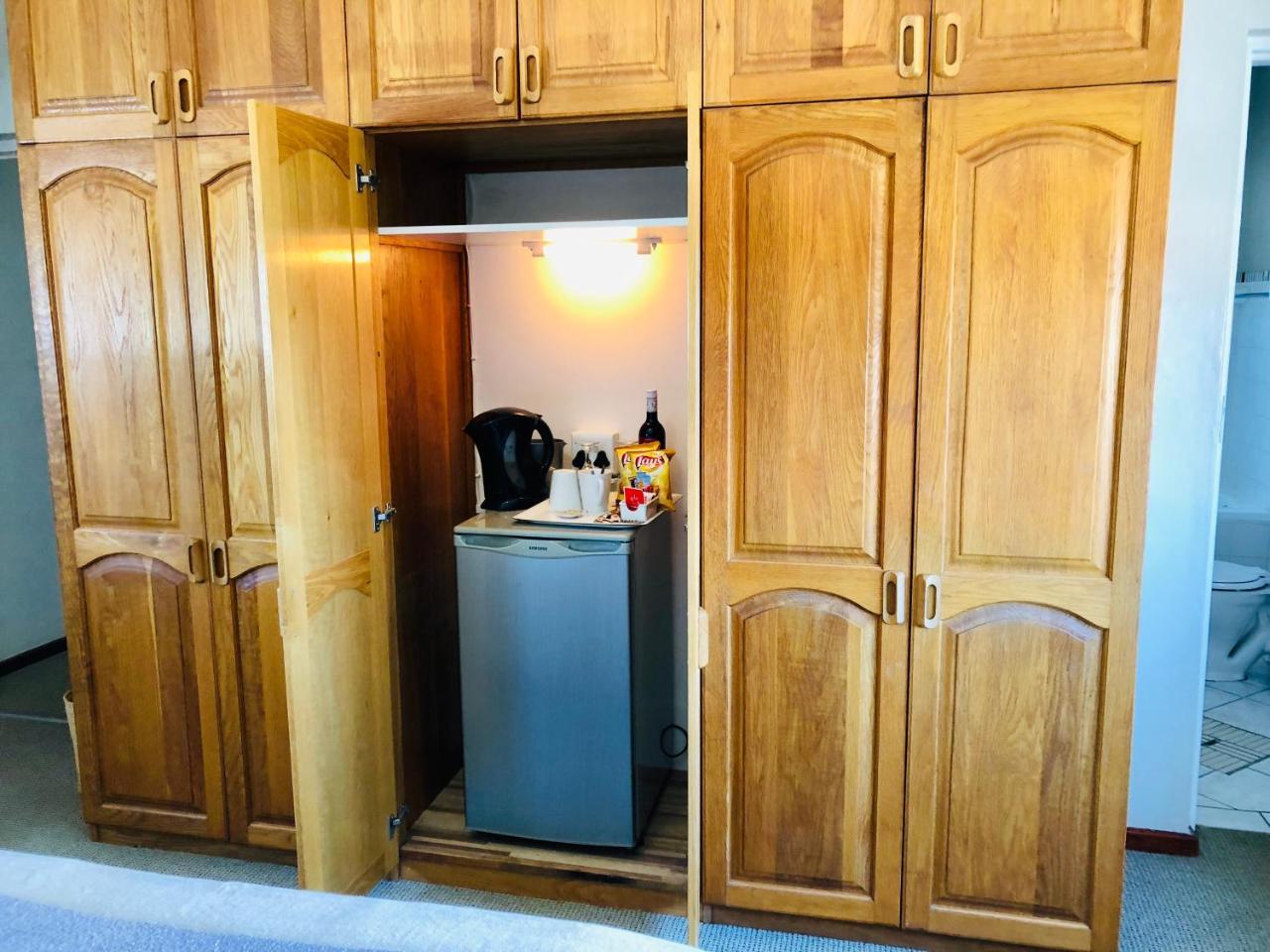 Sandra'S Guest House Langebaan Luaran gambar
